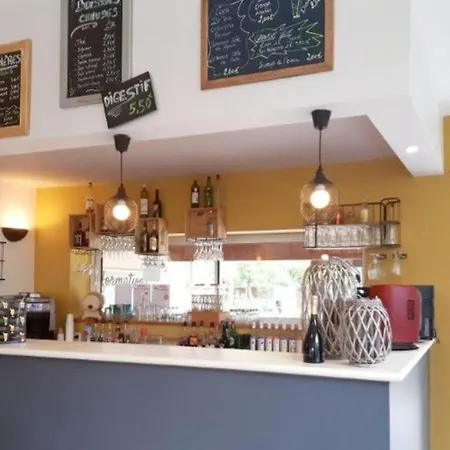 キャンプ場 Accessible Avec Terrasse A - Api-1-52-596 クロン