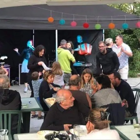 Accessible Avec Terrasse A - Api-1-52-596 *