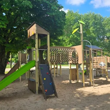 Accessible Avec Terrasse A - Api-1-52-596