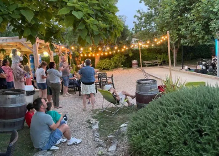 Accessible Avec Terrasse A - Api-1-52-596 Camping