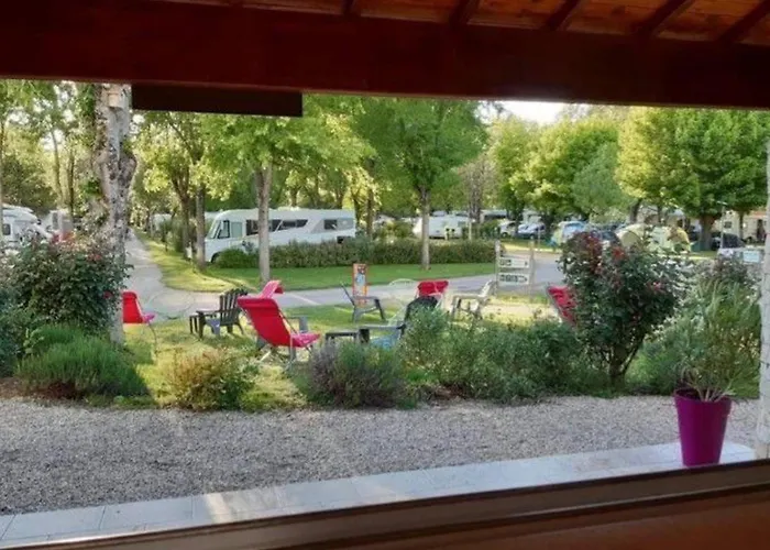 Accessible Avec Terrasse A - Api-1-52-596 Camping Coulon